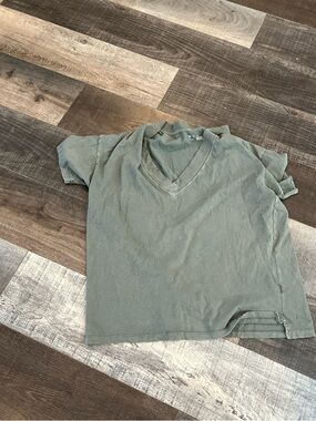 aerie Olive Green V-Neck Short Sleeve Tee